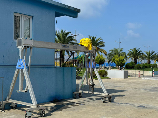 Mobiele aluminium portaalkraan in Georgië